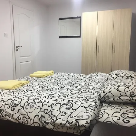 アパートホテル Dunav ルセ