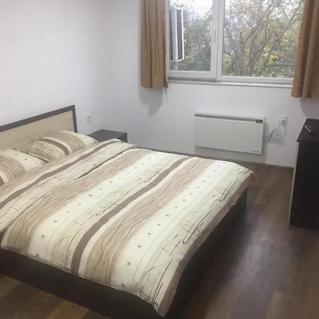 アパートホテル Dunav 3*